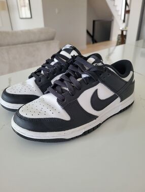 Womens' Nike Dunk Low Black Sneakers